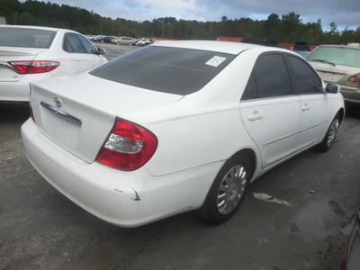 toyota camry le xle se