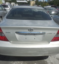 toyota camry le xle se