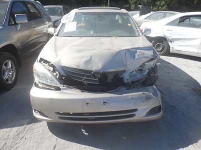 toyota camry le xle se