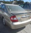 toyota camry le xle se