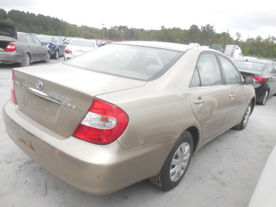 toyota camry le xle