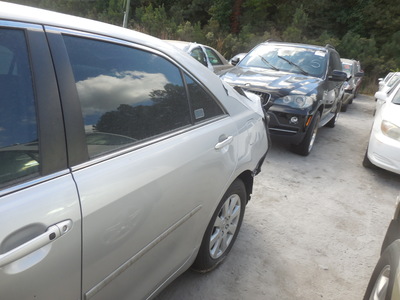 toyota camry hybrid