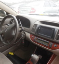 toyota camry le xle se