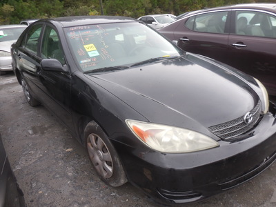 toyota camry le xle se