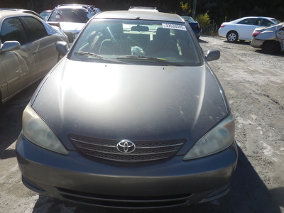 toyota camry le xle se