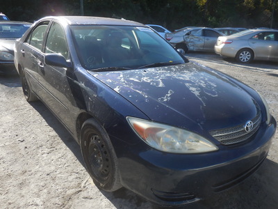 toyota camry le xle se