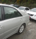 toyota camry le xle se