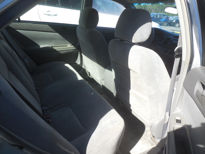 toyota camry le xle se