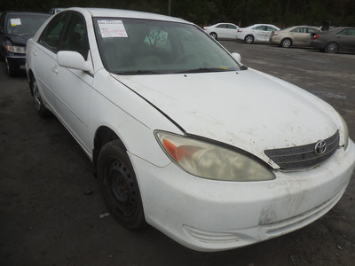 toyota camry le xle se