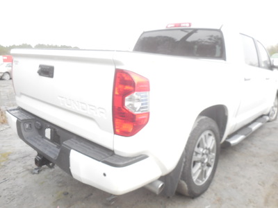 toyota tundra crewmax platnum