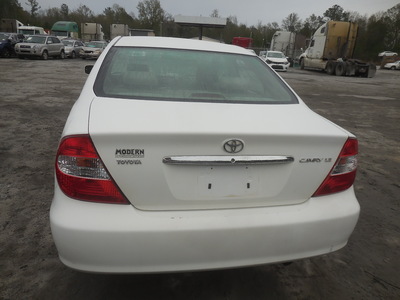 toyota camry le xle se