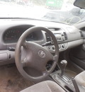 toyota camry le xle se