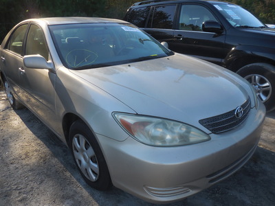 toyota camry le xle se