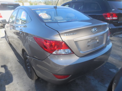 hyundai accent gls gs