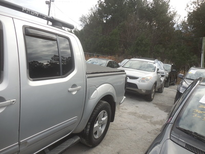 nissan frontier se le off