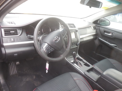 toyota camry le xle se xse