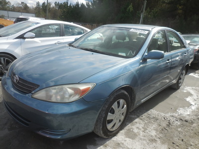 toyota camry le xle se