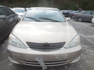 toyota camry le xle se