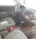 toyota camry le xle se