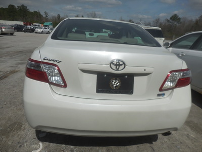 toyota camry hybrid