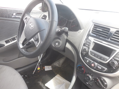 hyundai accent gls se