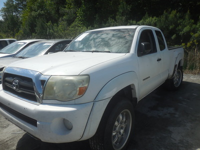 toyota tacoma access cab