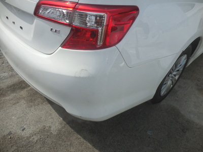 toyota camry l se le xle