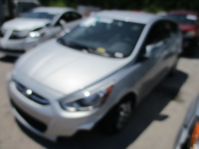 hyundai accent se