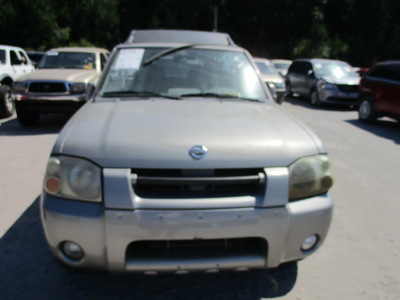 nissan frontier xe se