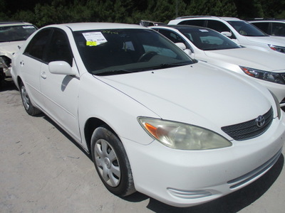 toyota camry le xle se