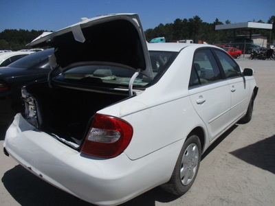 toyota camry le xle se