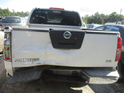 nissan frontier se le off