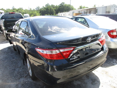 toyota camry le xle se xse