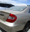 toyota camry le xle se