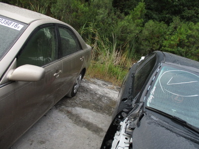 toyota camry le xle se