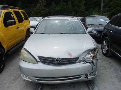 toyota camry le xle se