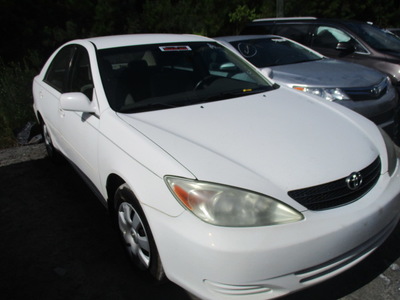 toyota camry le xle se