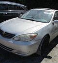 toyota camry le xle se