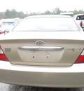 toyota camry le xle se