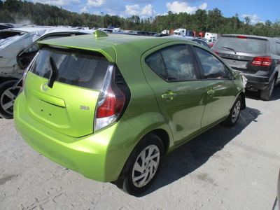 toyota prius c