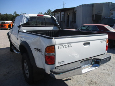 toyota tacoma xtracab prerunner