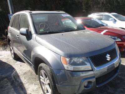 suzuki grand vitara luxury