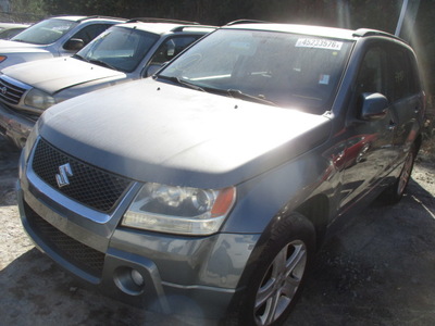 suzuki grand vitara luxury