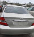 toyota camry le xle se