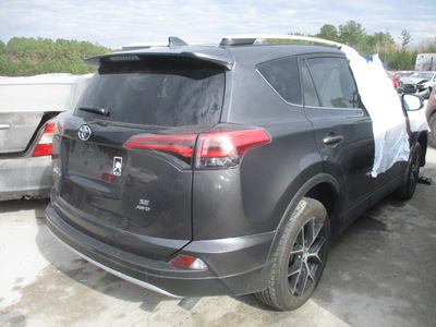 toyota rav4 se