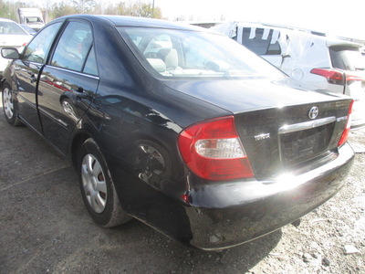 toyota camry le xle se