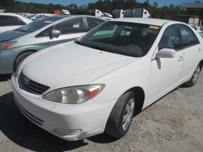 toyota camry le xle se