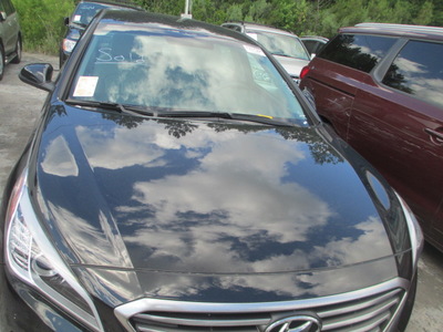 hyundai sonata se