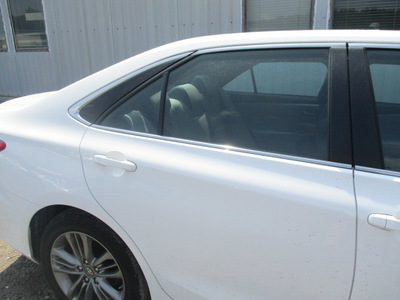 toyota camry le xle se xse