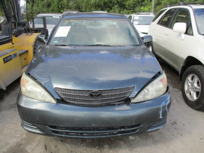 toyota camry le xle se